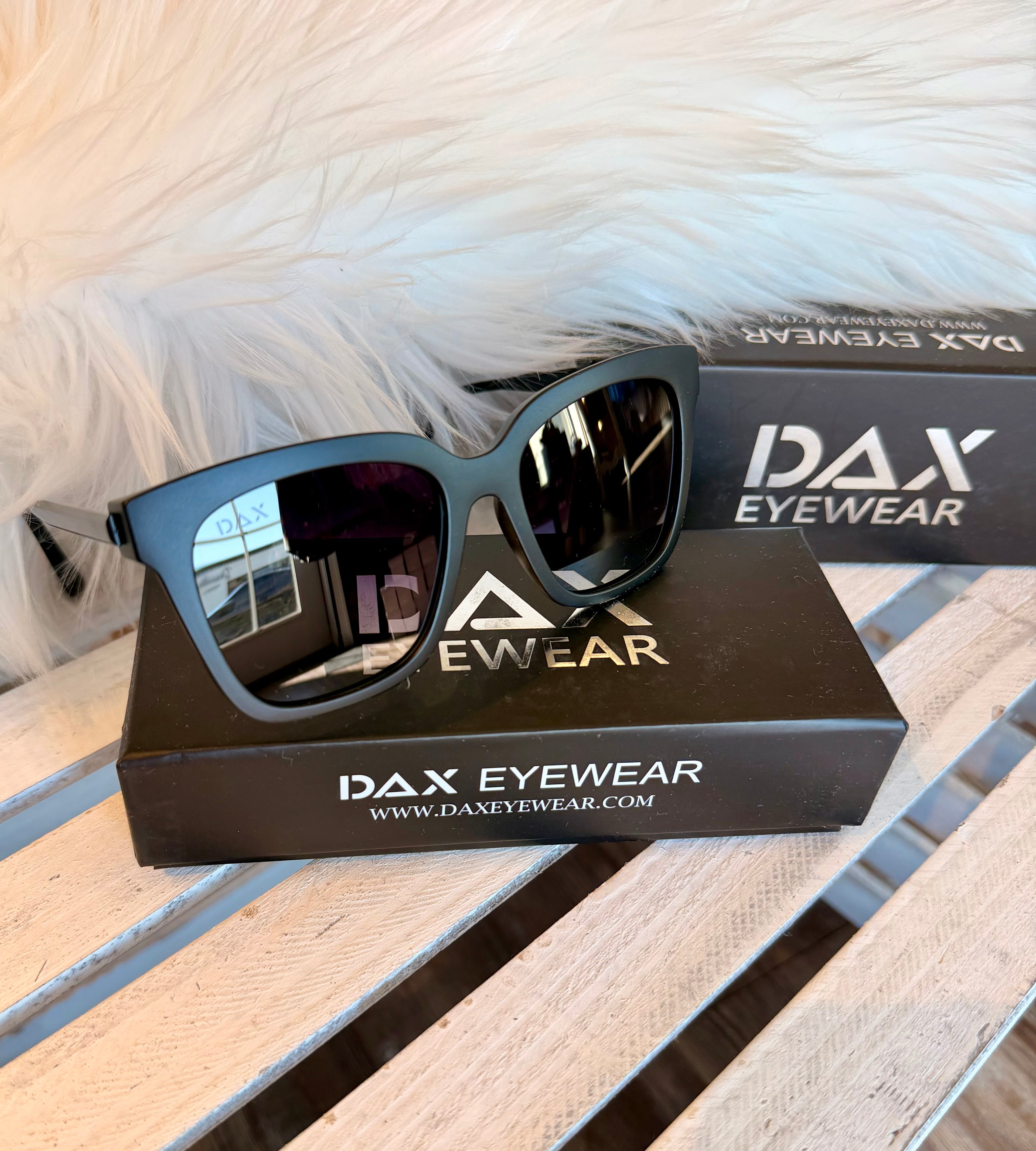 DAX SUNNIES
