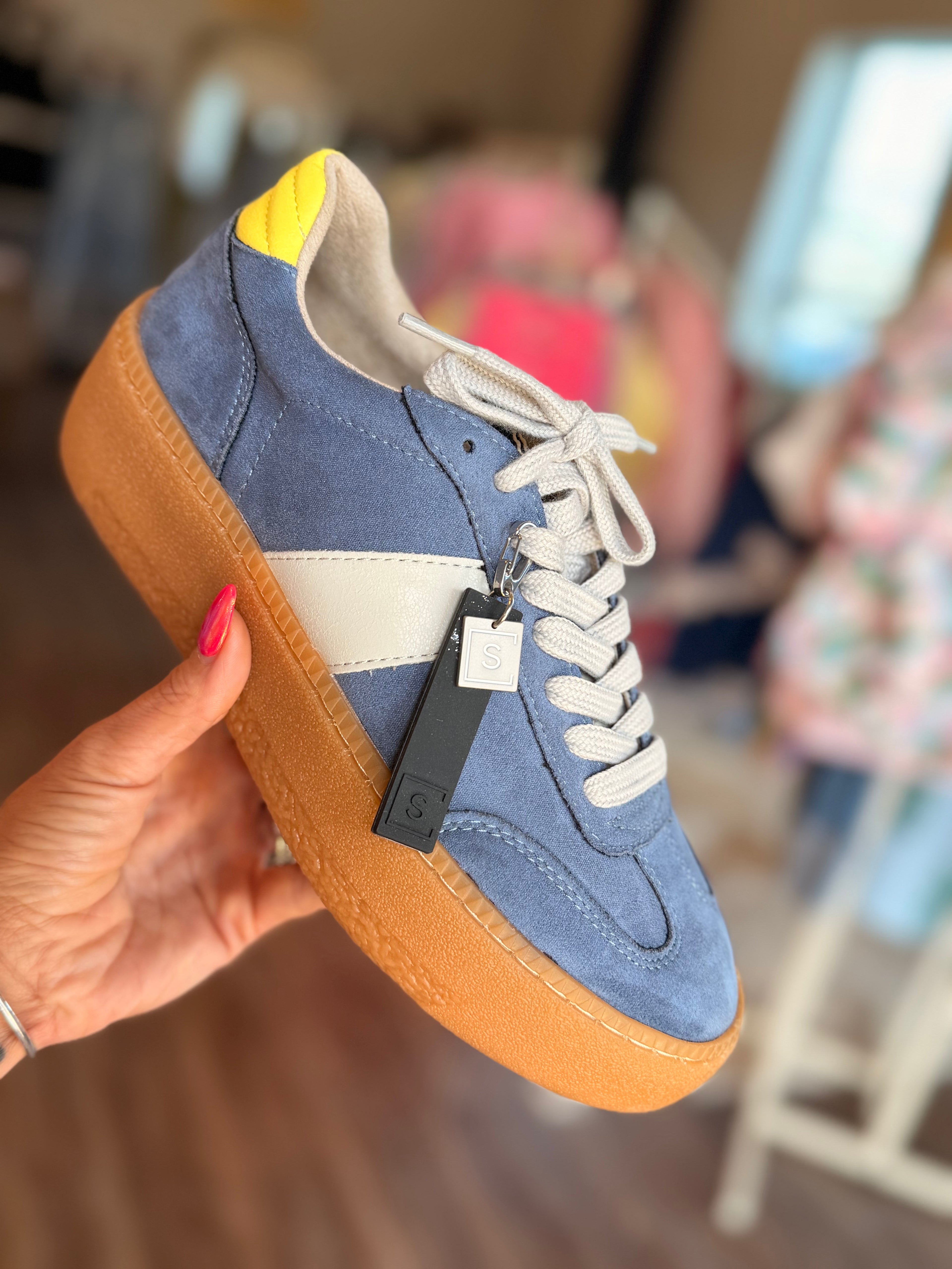 Shushop Platform Sneakers